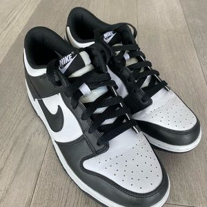 Black & White Nike Dunk